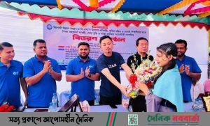 ভালুকায় শিক্ষার্থীদের মাঝে শিক্ষা উপকরণ বিতরণ