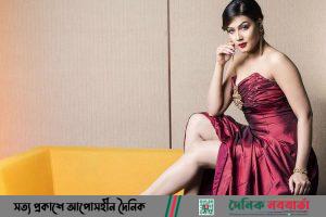 চিত্রনায়িকা মাহিয়া মাহি