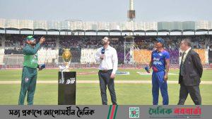 এশিয়া কাপের উদ্বোধনী ম্যাচে ব্যাটিংয়ে পাকিস্তান