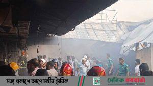 কৃষি মার্কেটের ১৮ স্বর্ণের দোকান পুড়ে ছাই