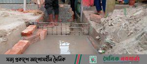 ঘিওরে নিজস্ব অর্থায়নে ড্রেন নির্মাণ করলেন ব্যবসায়ী ও মার্কেট মালিক