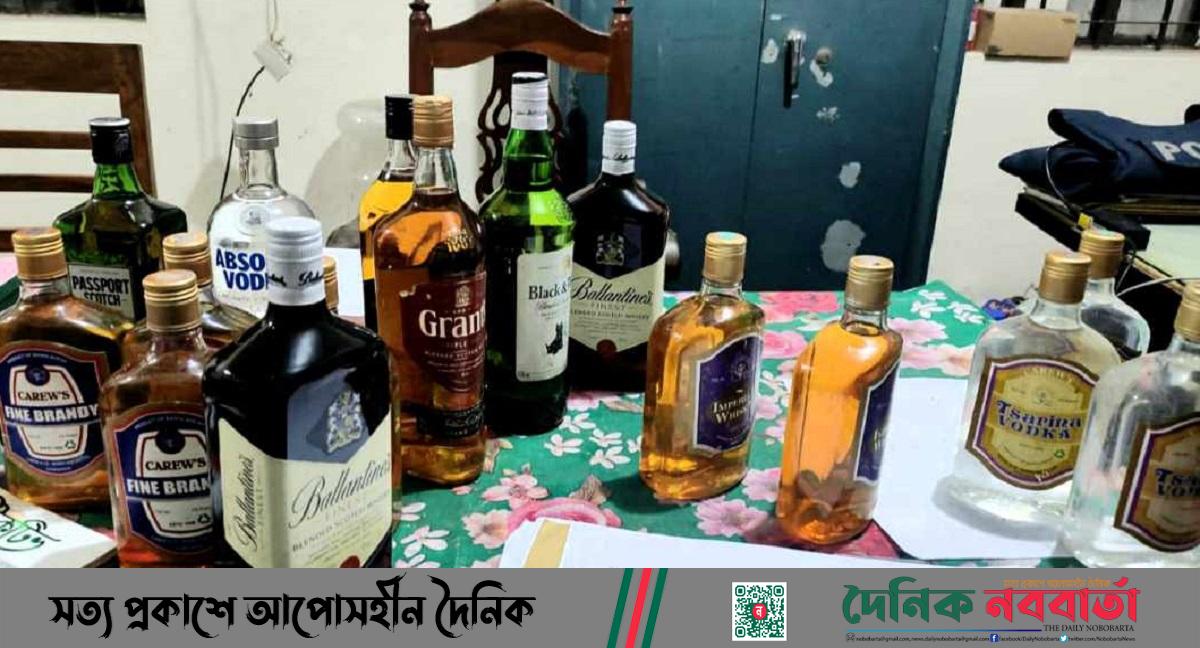 ফরিদপুরে বিদেশি মদসহ এক নারী আটক