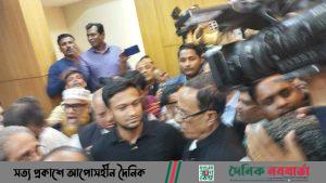 মনোনয়ন ফরম জমা দিলেন সাকিব