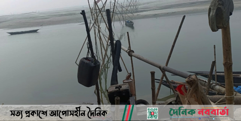 শিবালয়ে কোনো ভাবেই থামছেনা অবৈধ ড্রেজার ব্যবসা