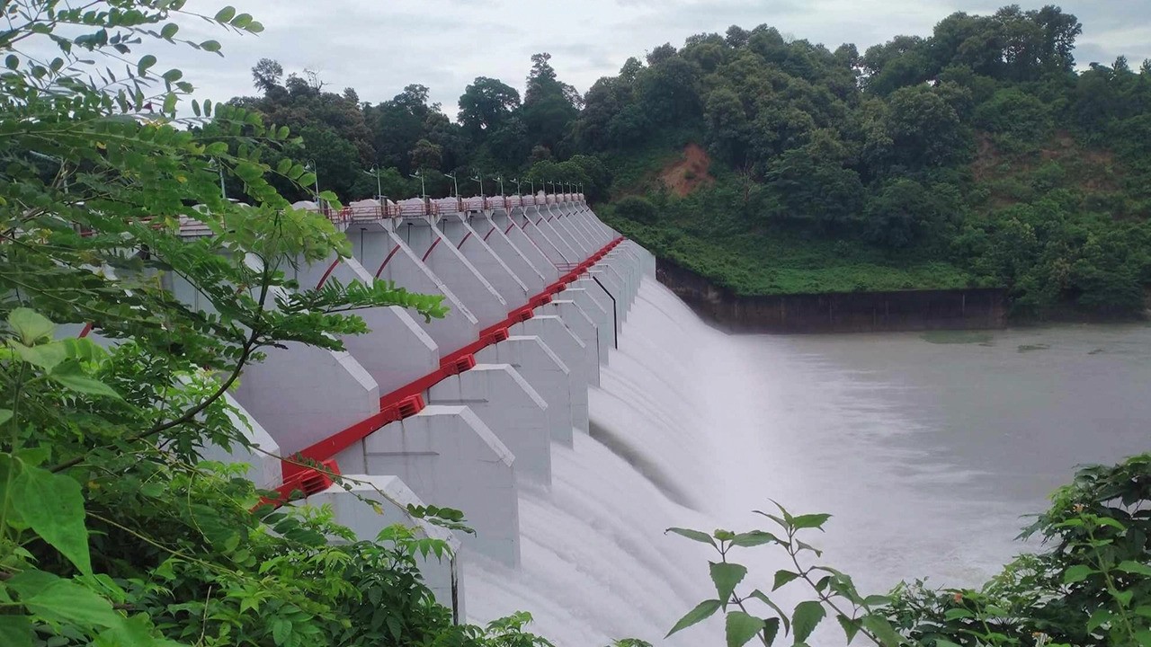 খুলে দেওয়া হলো কাপ্তাই বাঁধের গেট